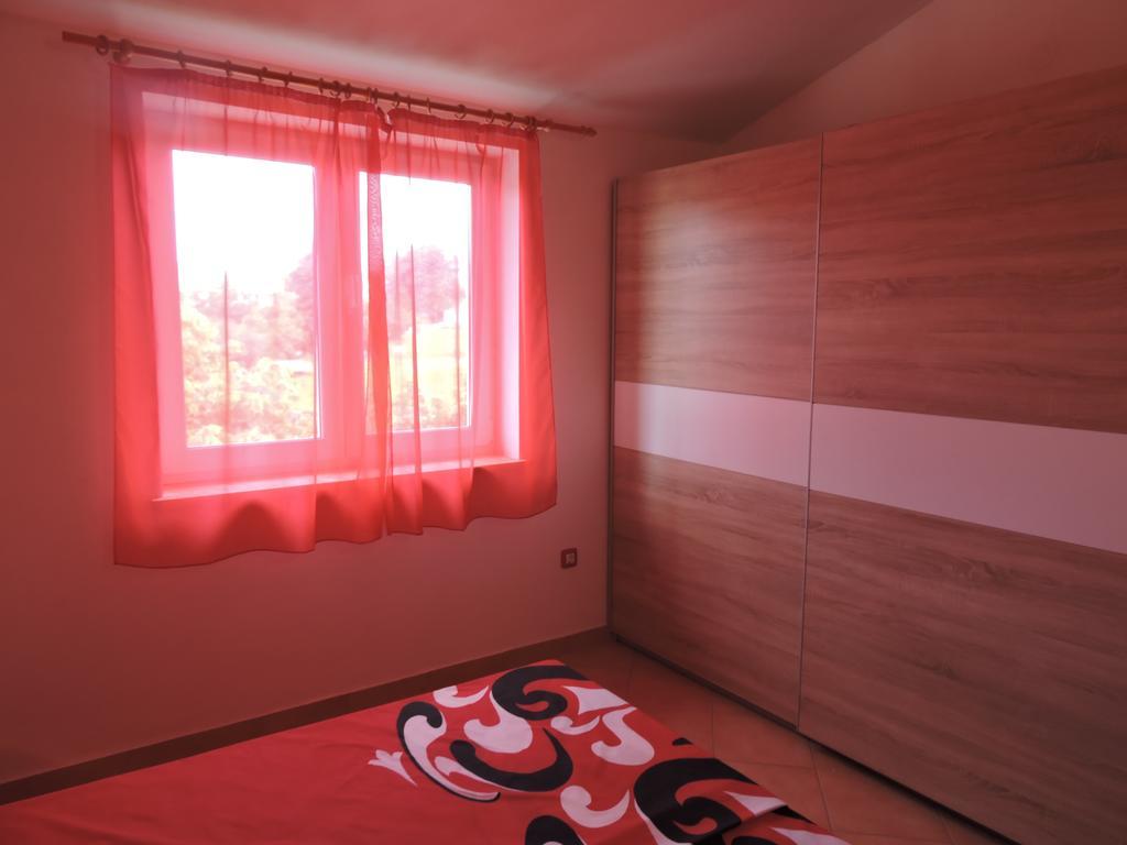 Apartments Vera Лижнян Екстер'єр фото